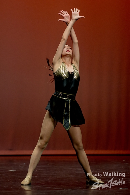 2020-10-18 Solo Dance 2432