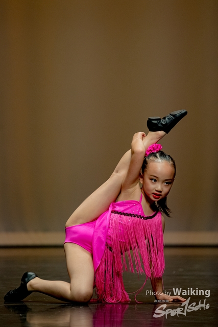 2020-10-18 Solo Dance 1577