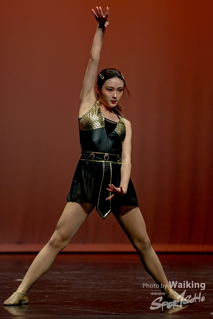 2020-10-18 Solo Dance 2433