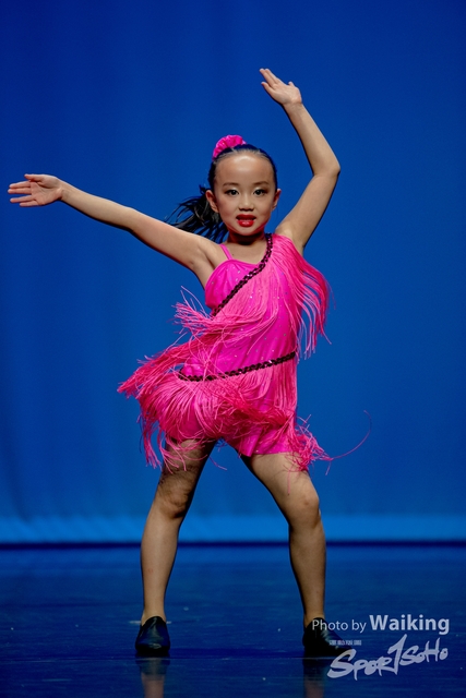 2020-10-18 Solo Dance 1582