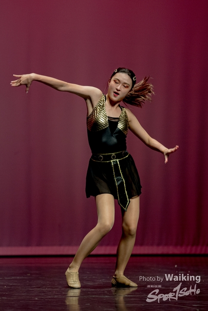 2020-10-18 Solo Dance 2438