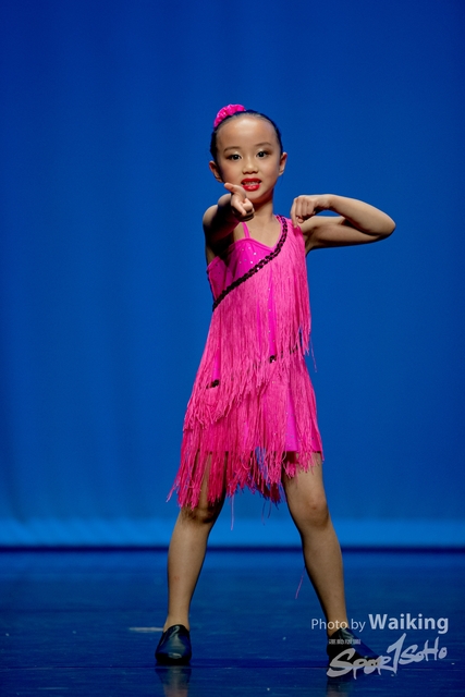 2020-10-18 Solo Dance 1583
