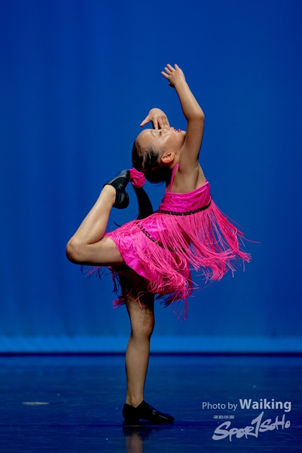 2020-10-18 Solo Dance 1584