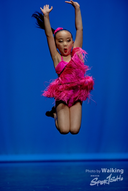 2020-10-18 Solo Dance 1585