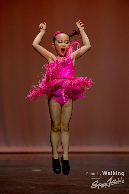 2020-10-18 Solo Dance 1586