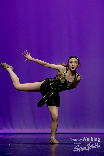 2020-10-18 Solo Dance 2447