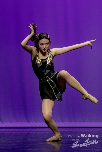 2020-10-18 Solo Dance 2449