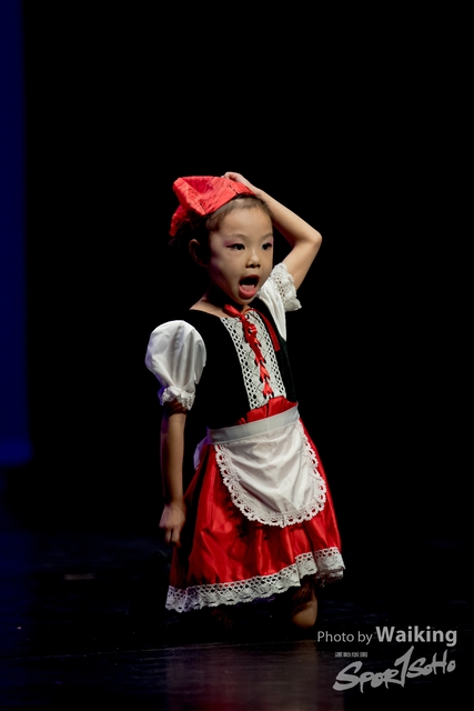 2020-10-18 Solo Dance 1594