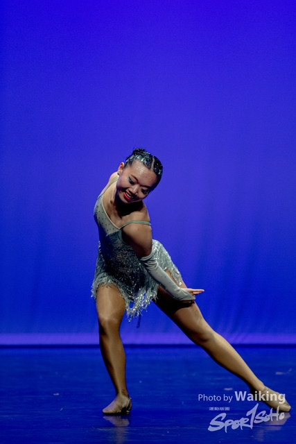 2020-10-18 Solo Dance 2464