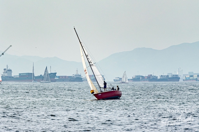 ROCK5772
