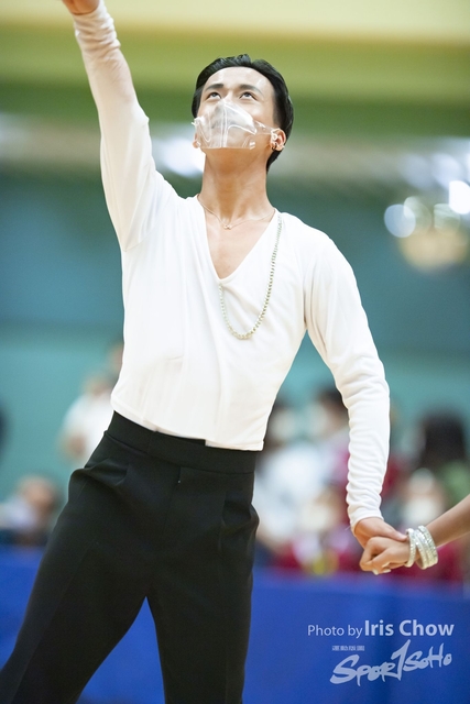 CYY_4882