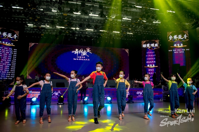 0701 StUp Dance 1911