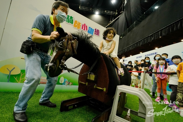 _9AJ0290