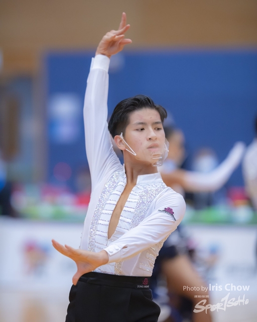 CYY_4943