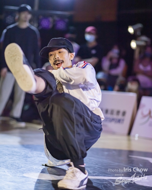 CYY_4912