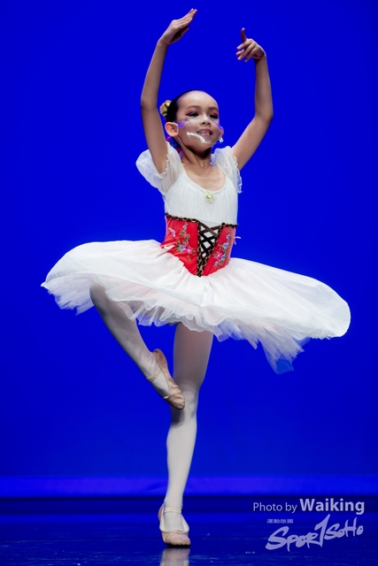 2021-10-17 Solo Dance-1935