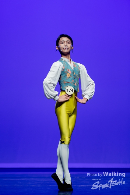 2021-10-17 Solo Dance-2084