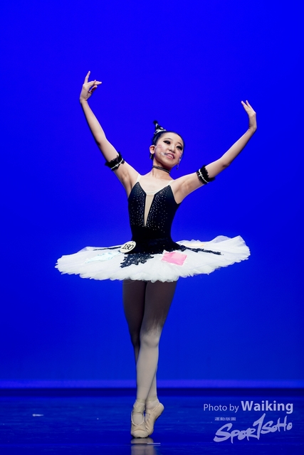 2021-10-17 Solo Dance-2107