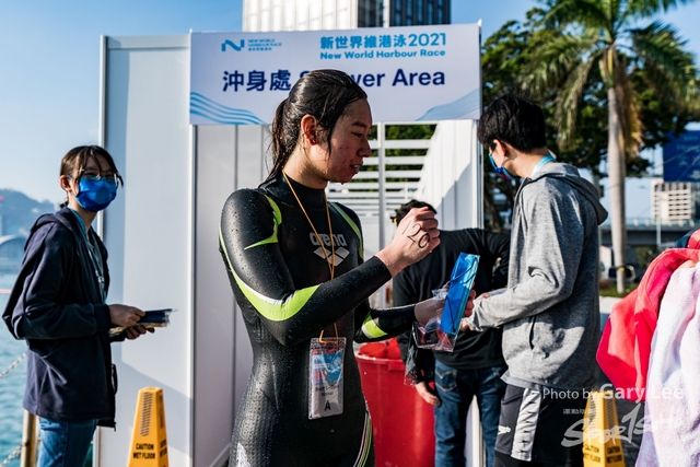 維港泳 0042
