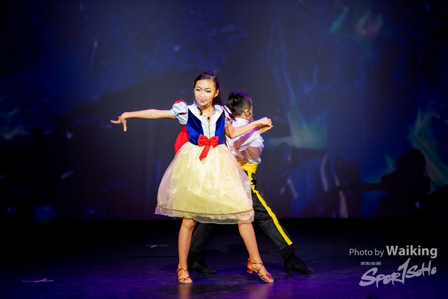 2022-01-01 Dance-0927