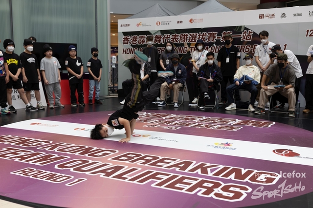 Break_Dance_R1-12