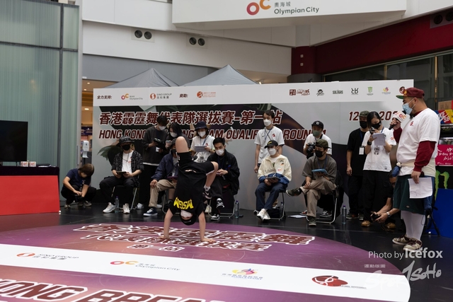 Break_Dance_R1-28