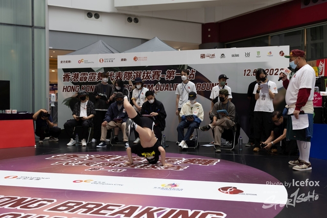 Break_Dance_R1-32