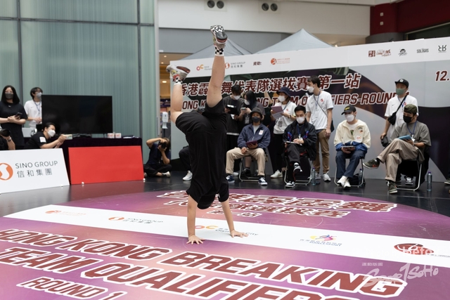 Break_Dance_R1-33
