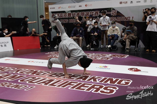 Break_Dance_R1-35