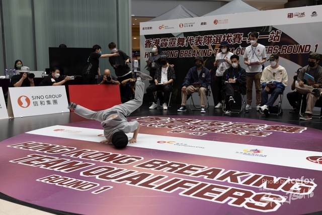 Break_Dance_R1-36