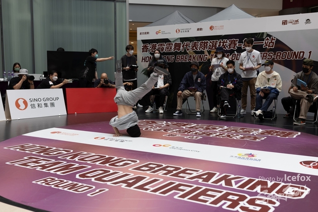 Break_Dance_R1-39