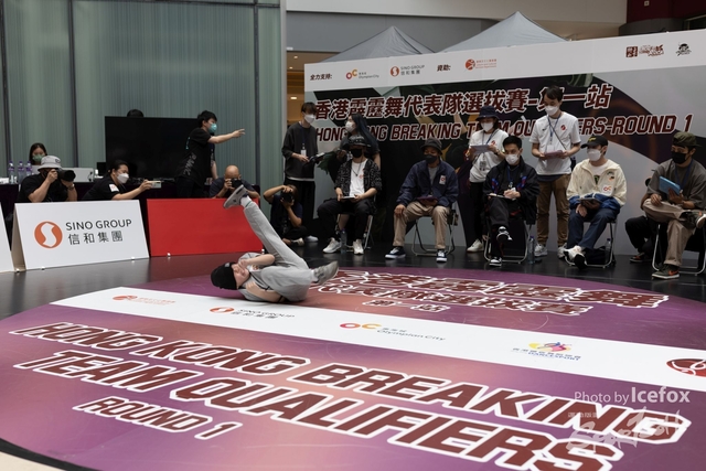Break_Dance_R1-40