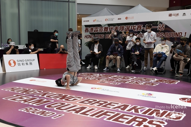 Break_Dance_R1-41