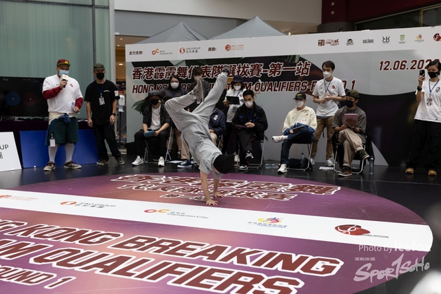 Break_Dance_R1-49