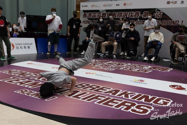 Break_Dance_R1-52