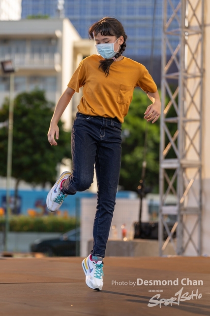 _DES6748