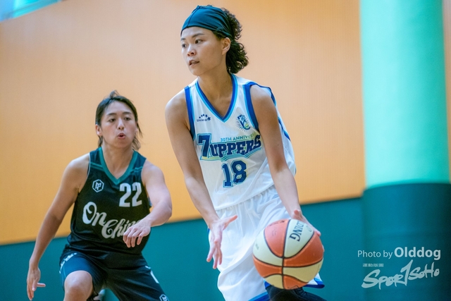 221012Basketball-60