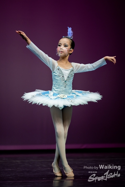2022-10-04 Solo Dance-0835
