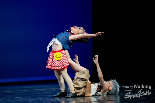 2022-10-04 Solo Dance-0636