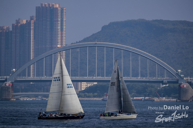 LO2_5593