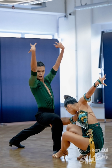 20221113 Dance (708 - 1136)