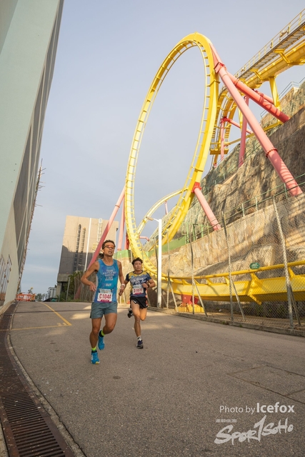Lions_Run-73