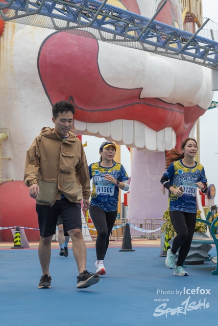 Lions_Run-693