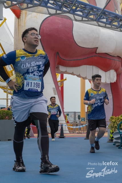 Lions_Run-694