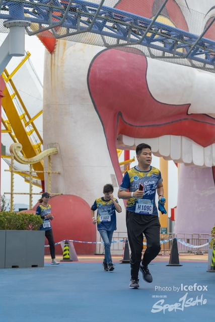 Lions_Run-698