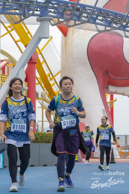 Lions_Run-720