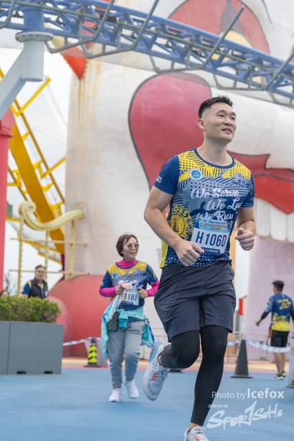 Lions_Run-748