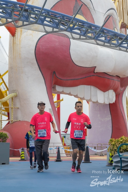 Lions_Run-752