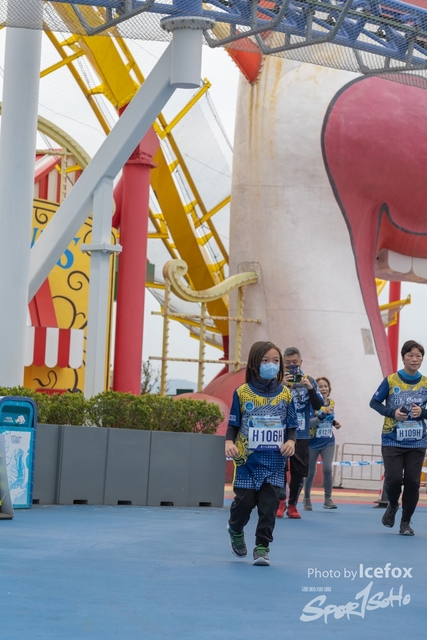 Lions_Run-761