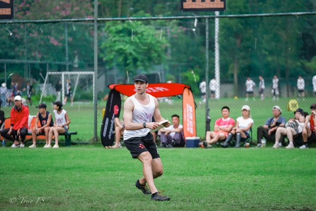 CCC07285-7DF2-4E73-9042-4EBE65B4B3A4